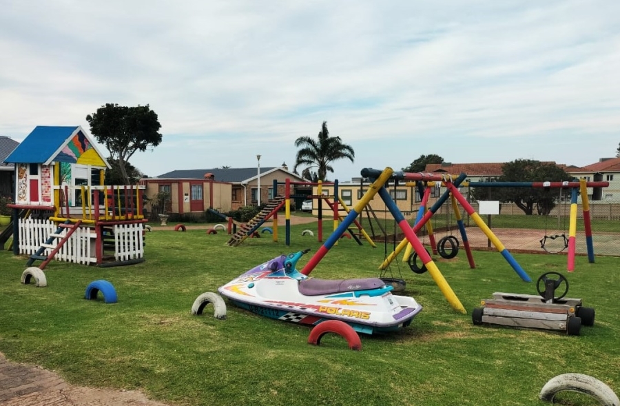 2 Bedroom Property for Sale in C Place Eastern Cape